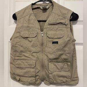 L.L. Bean explorers vest.